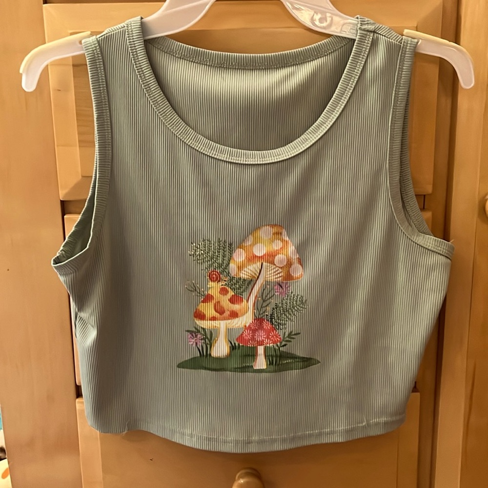 Green Mushroom Romwe Tank Top